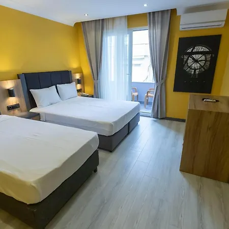 Roy Otel Akçay